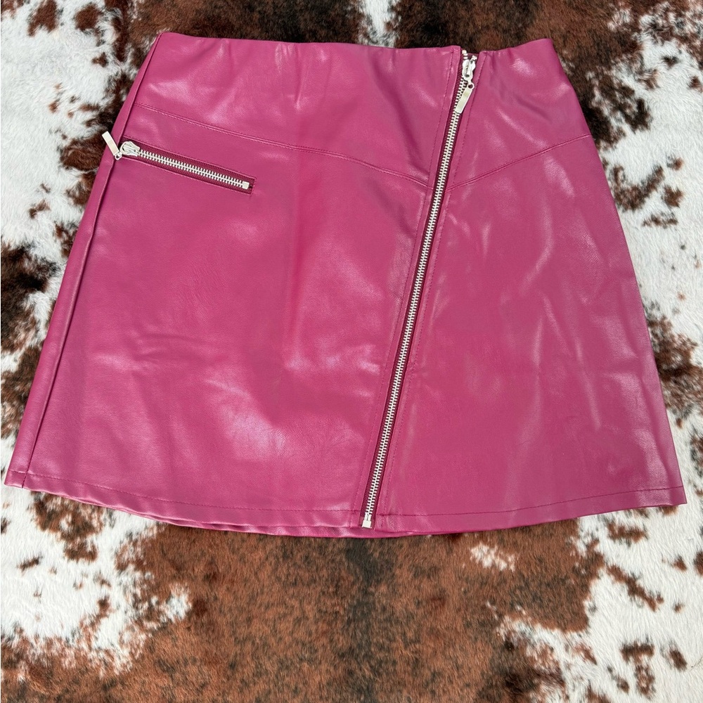 NWT Small She + Sky Faux Leather Skirt